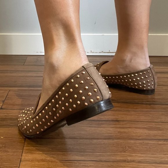 Matiko Tan Loafer with Rose gold Studs -7.5- - Picture 5 of 14
